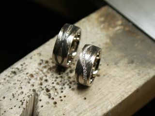 Eheringe Weissgold mit Carbon