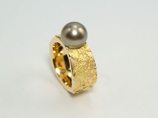 Gelbgold Ring mit Tahitiperle