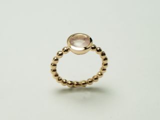 Rotgold-Ring mit Rosenquarz